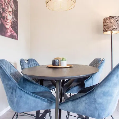 Holiday home Recreatiepark De Wielerbaan