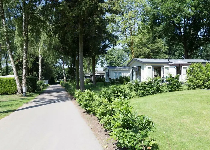 度假居 Recreatiepark De Wielerbaan *