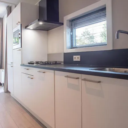 Recreatiepark De Wielerbaan Сasa de vacaciones *